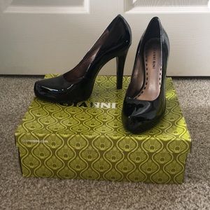 Gianni Bini Black Haley Pumps